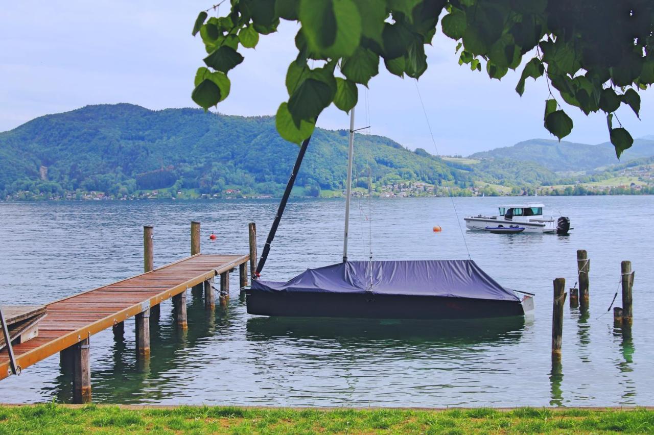 Villa Weiss Attersee エクステリア 写真
