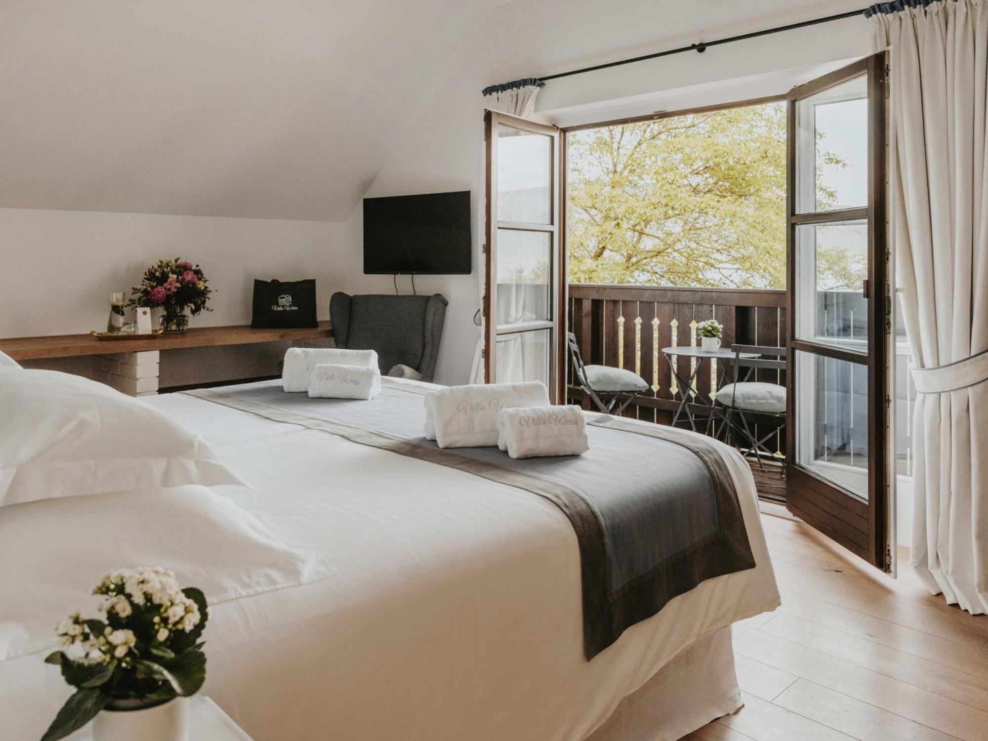 Villa Weiss Attersee エクステリア 写真